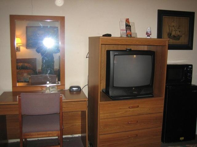 Mountain Trail Inn Logan Room photo